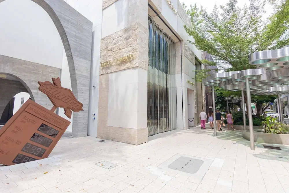 Wonderful 1 bedroom condo in Midtown.