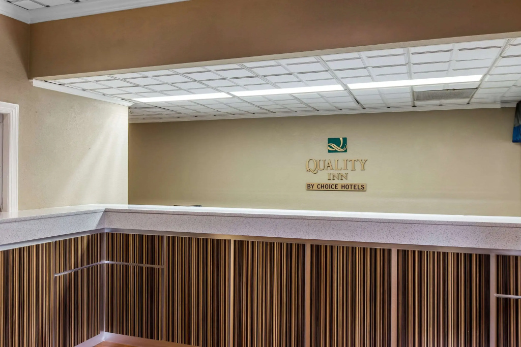 Quality Inn Savannah Midtown