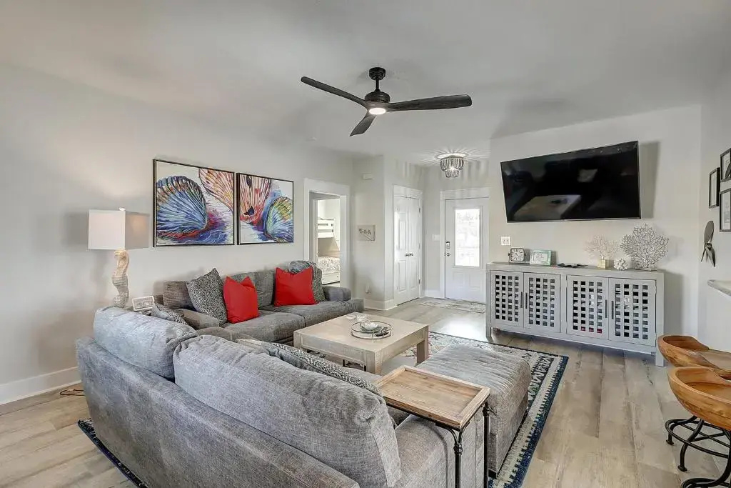 Palm Down & Relax by Silver Sands Vacation Rentals