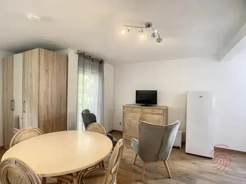 Apartment Le Relais De Manon, 16 Ave Alphonse Daudet 1