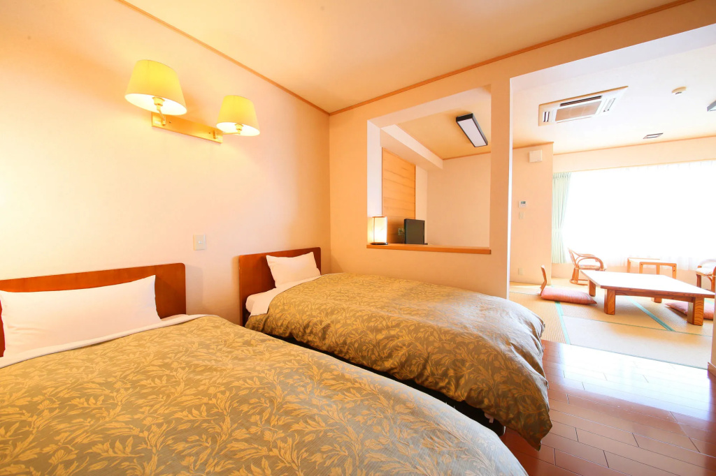 Lakeland Hotel Mizunosato