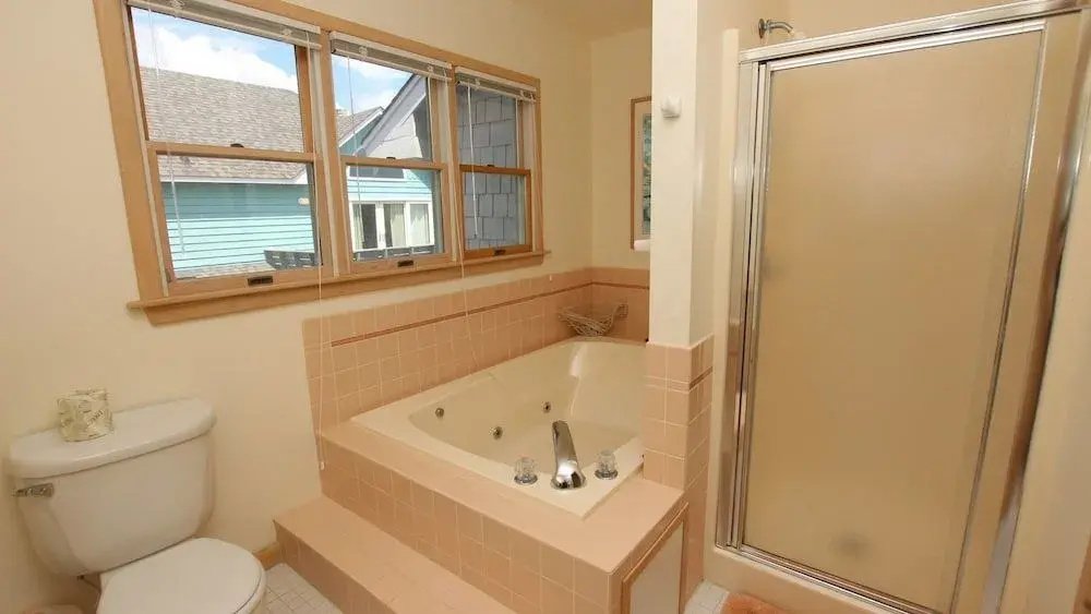 Sea Nest - 5 Br Home