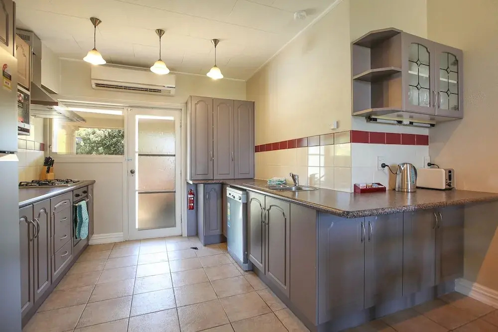 8Brm Luxury in Temple View
