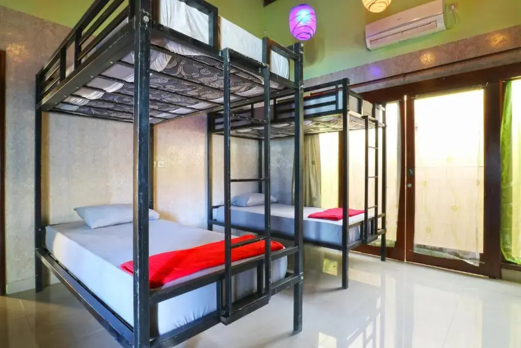 Hang Five Canggu Hostel