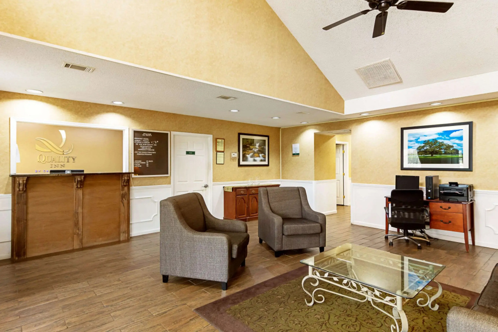 Quality Inn Thomaston
