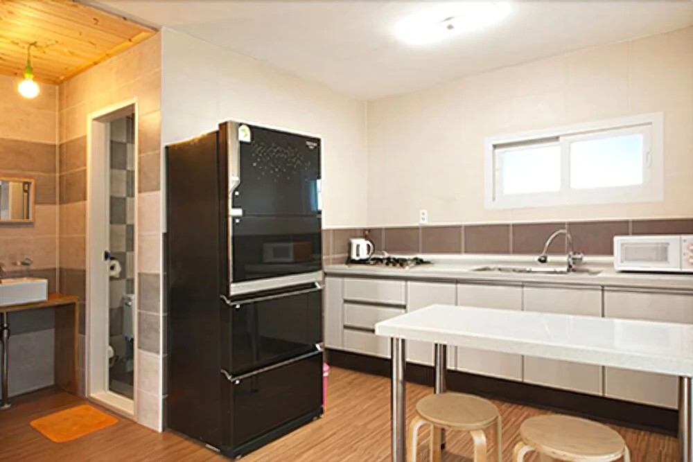 Jejucloudy Field House Pension