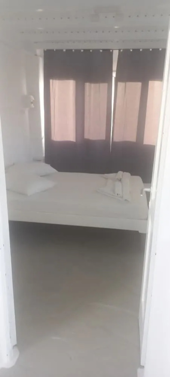 Jimmy's cheap rooms