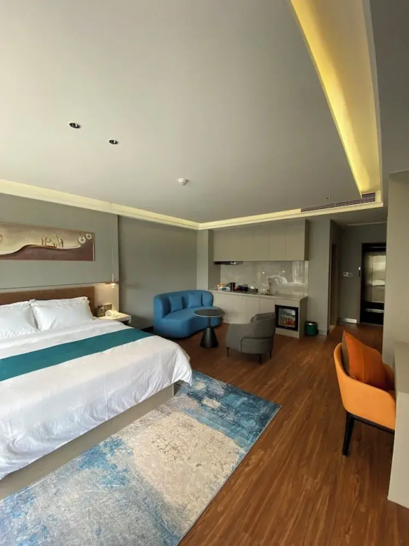 Sally Hotel