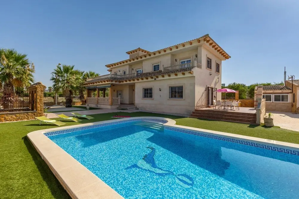 Real Dream Villa by Fidalsa