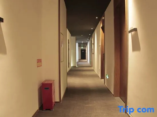 Pushe Garden Art Hotel