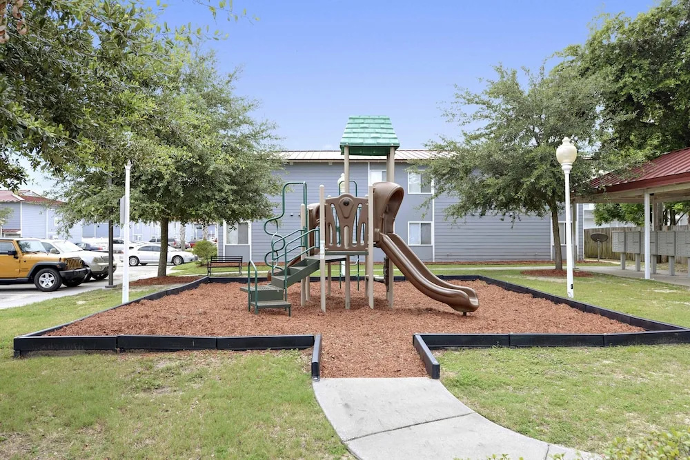 Oak Shores 166