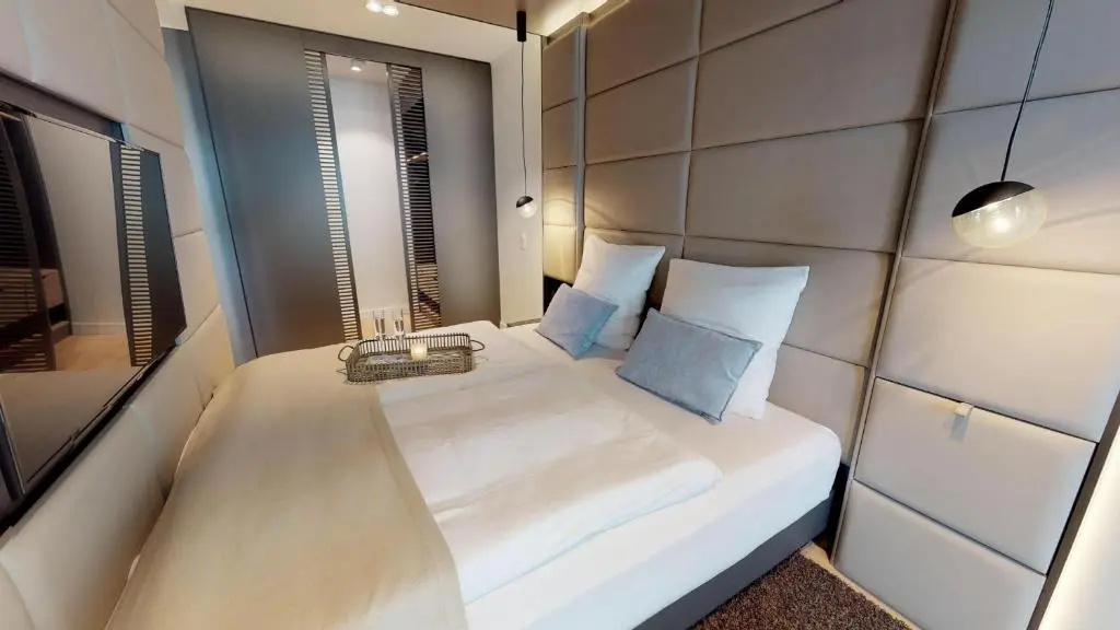 White Pearl Apartment 0.12