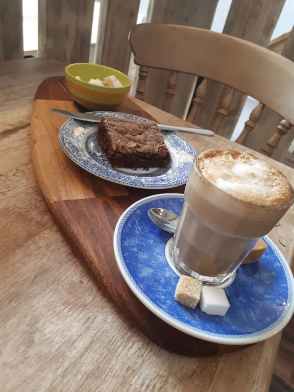 Ty Glyndwr Bunkhouse, Bar and cafe