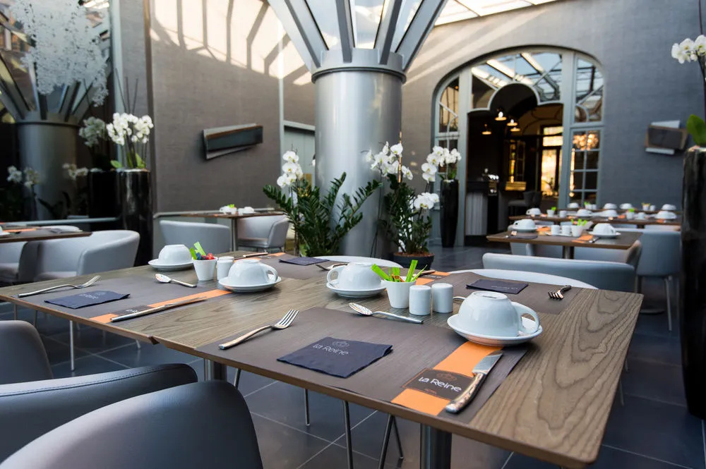 La Reine Hôtel & Restaurant
