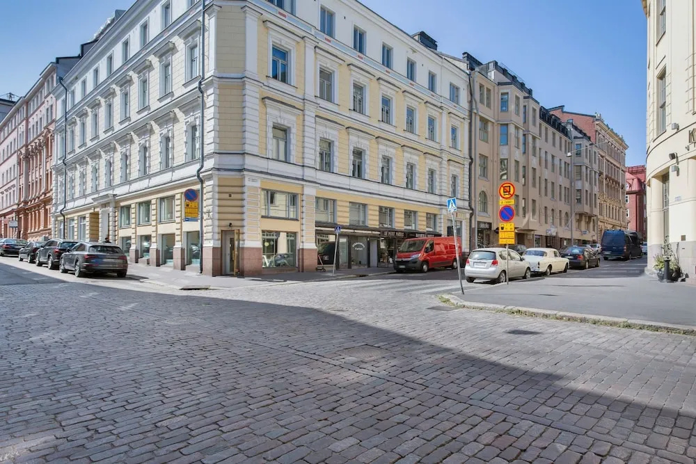 WeHost Kasarmikatu 28