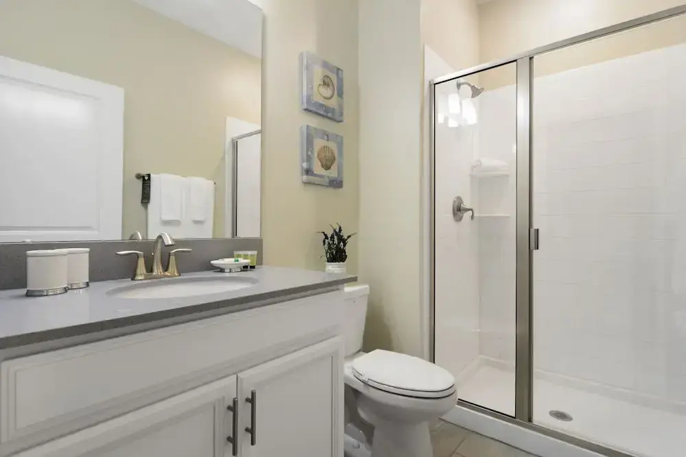 Four Bedroom Close to Disney w/ Screened Pool @StoreyLake 4910