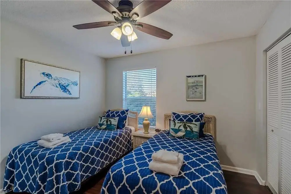 Vista Verde East - Two Bedroom Condo - 5-137
