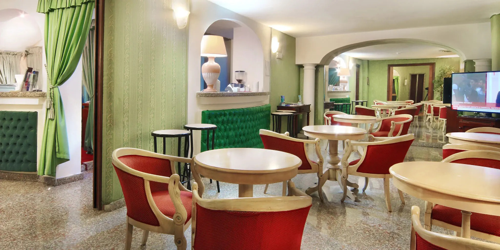 Colonna Palace Hotel Mediterraneo