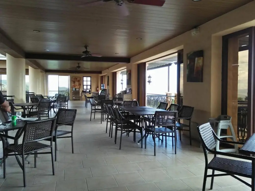 DLC Place - Splendido Taal Tower 1 Tagaytay