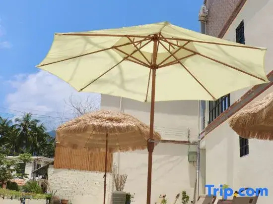 Wanning Riyue Bay Yiye Xiangcun Vacation Apartment