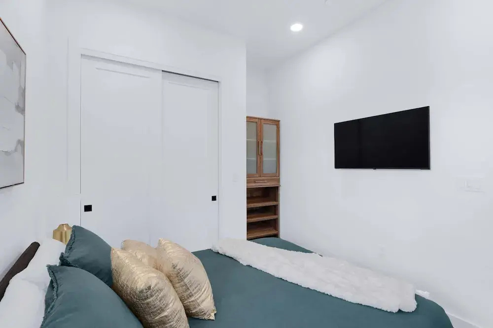 Luxury Resort-style Living Centrally Located