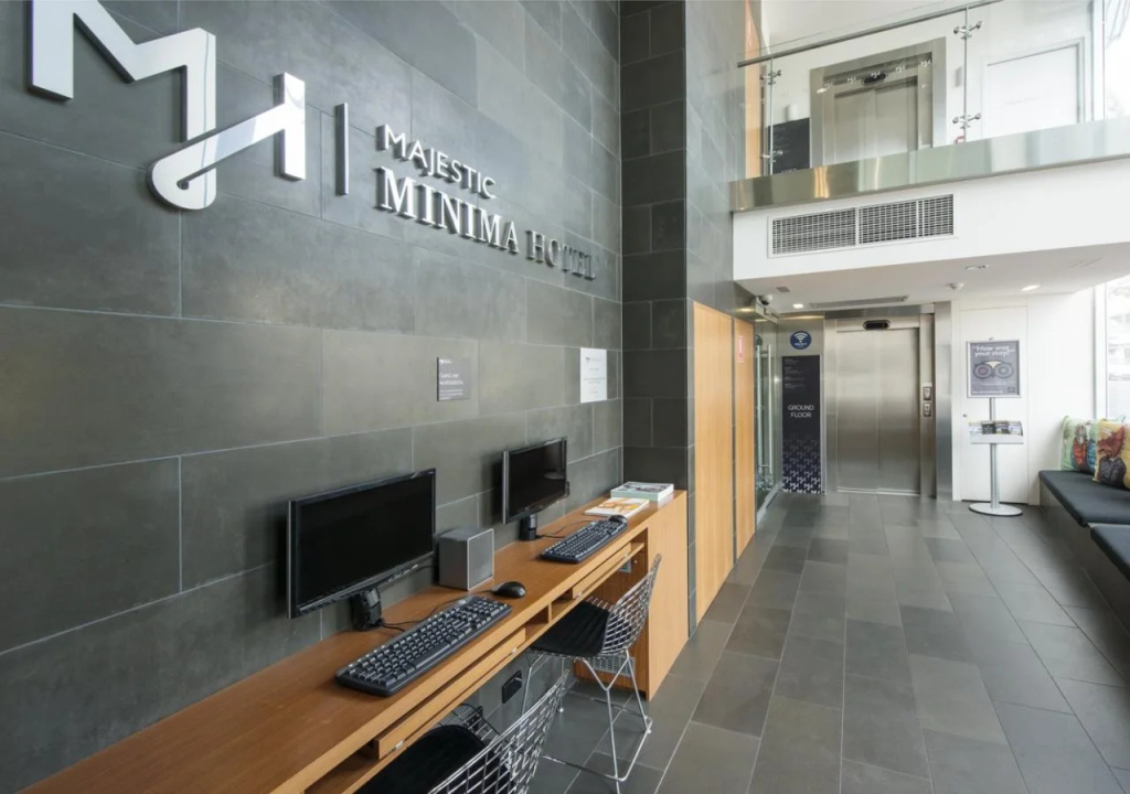 Majestic Minima Hotel