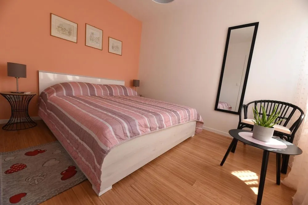 Mary's Apartment