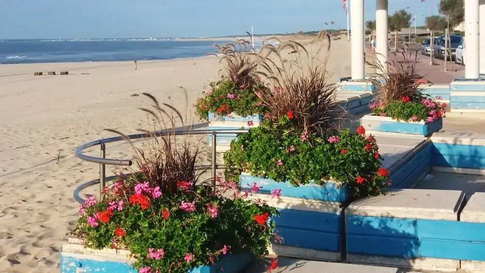Villa With 3 Bedrooms in Soulac-sur-mer, With Private Pool and Enclose