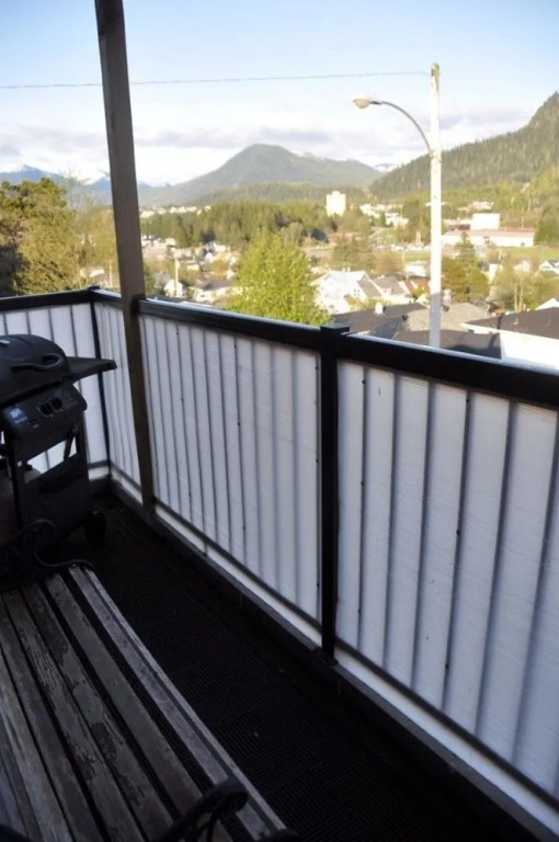 Black Rooster Guesthouse