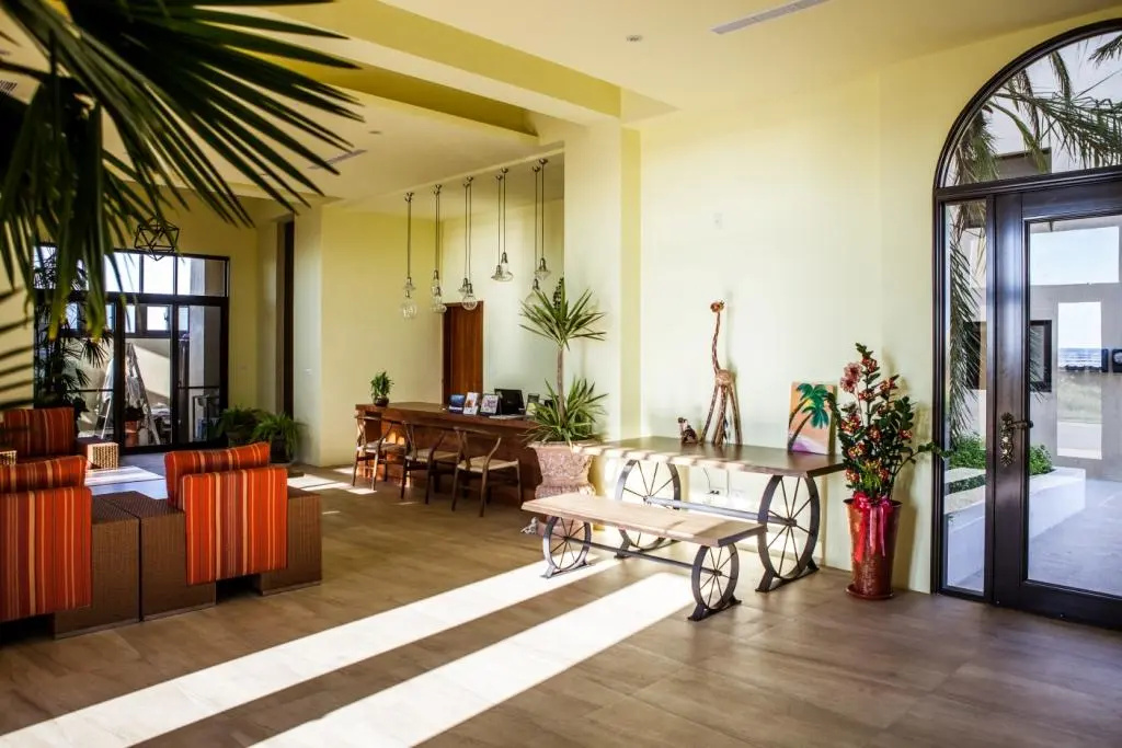 Oasis Hotel