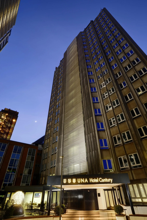 Отель Unahotels Century Milano