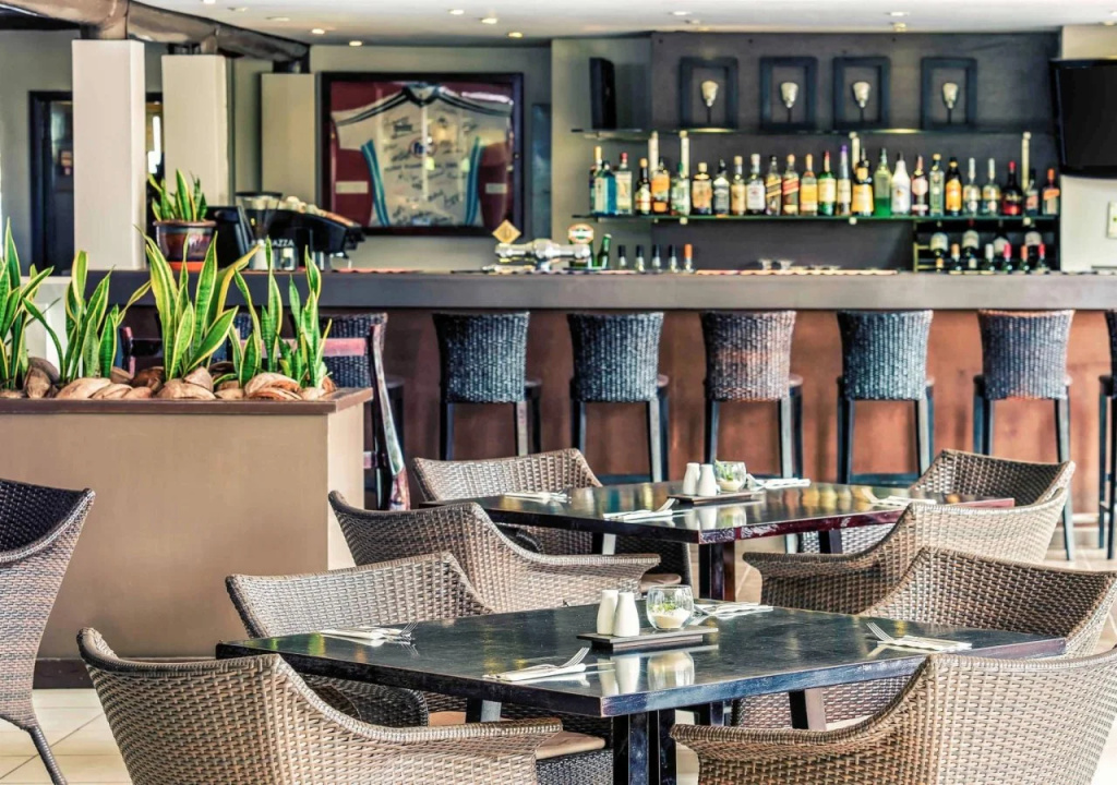 Mercure Nadi