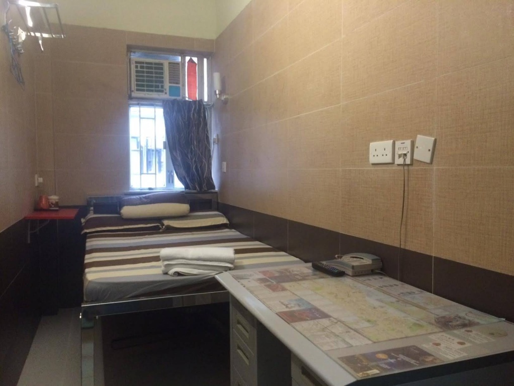 Apple Hostel