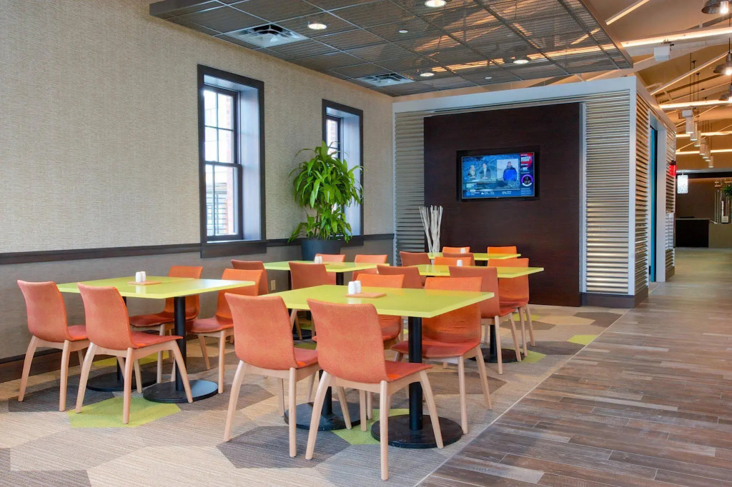 Hilton Garden Inn Burlington Downtown