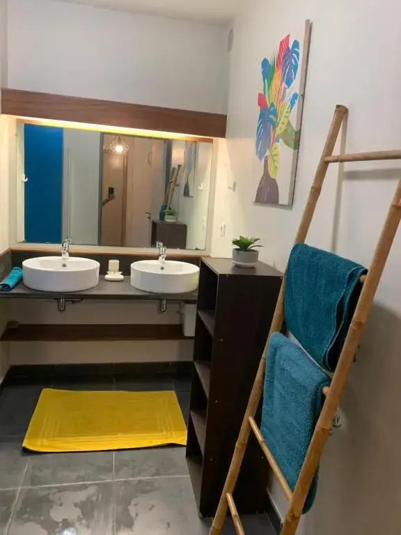 LEU FLAMBOYANT Appartement 2 pièces