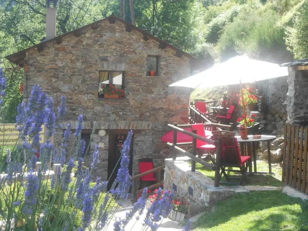 Masia Can Constans