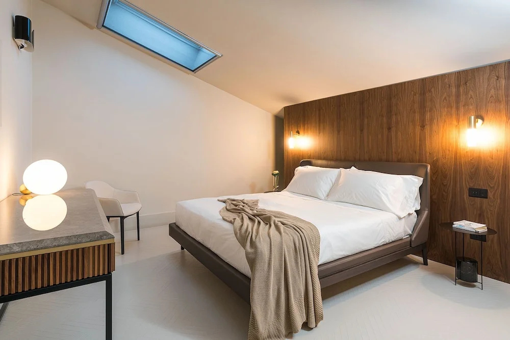 Byssus Suites