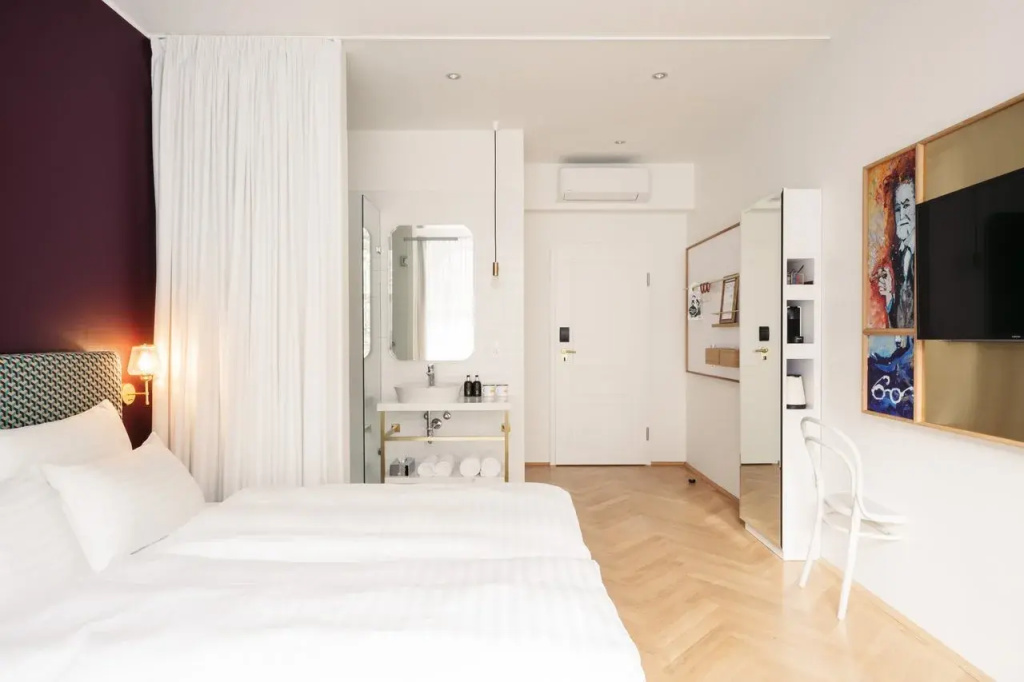 Hotel Schani Salon