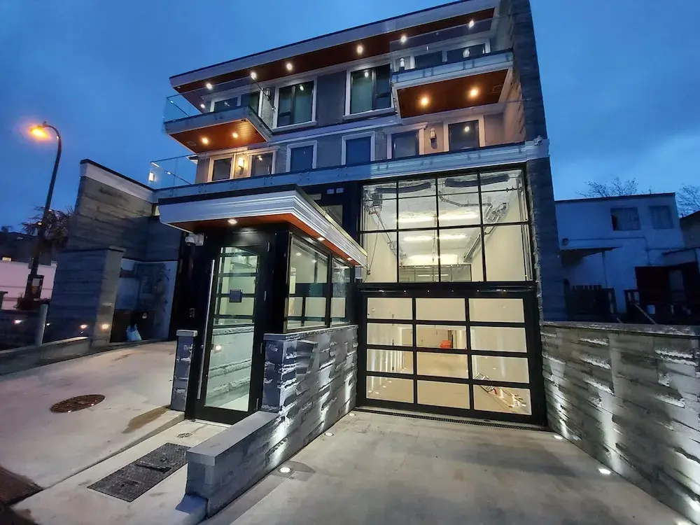 Sunset Mews Luxurious 3 Bed Townhouse