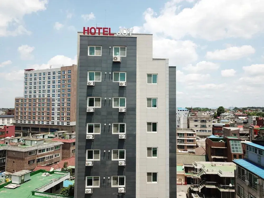 Hotel Joy near Camp Humphres