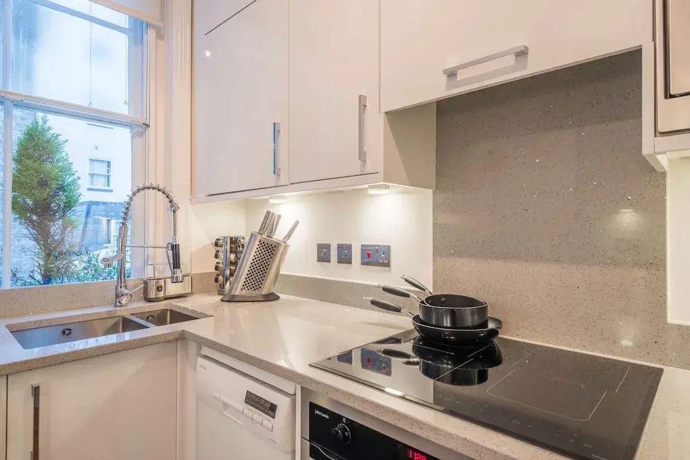 Outstanding Oxford Circus Home