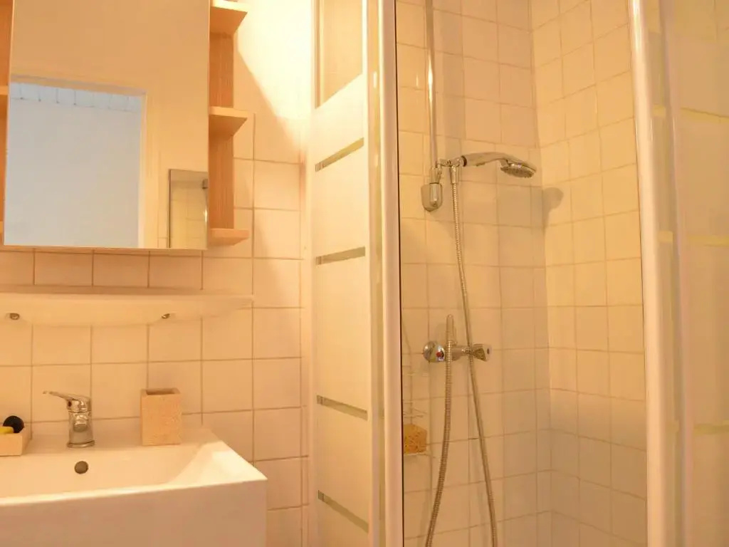 Appartement Le Grau d'Agde, 1 pièce, 3 personnes - FR-1-249-171