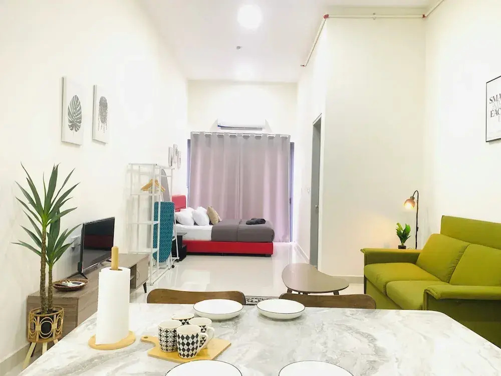 KIP Core Soho Suite by Five Senses