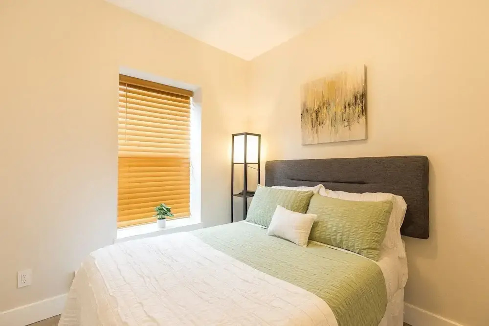 Updated 2 Bedroom Apartment
