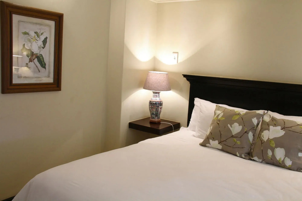 Sheppard Boutique Hotel