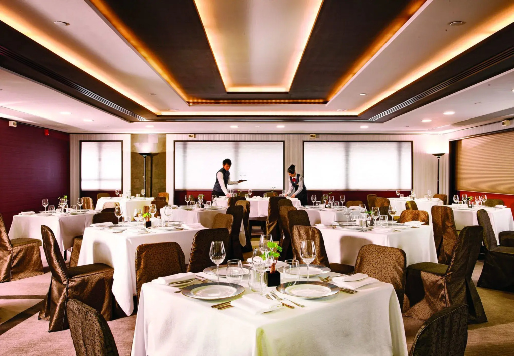 The T Hotel