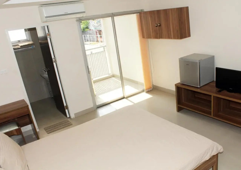 UTD8 Hotel and Residence
