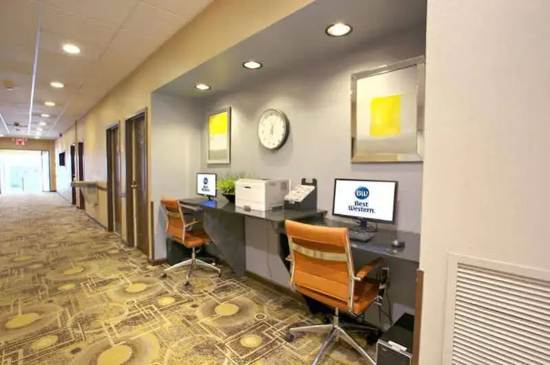 Best Western Plus Johnson City Hotel & Conference