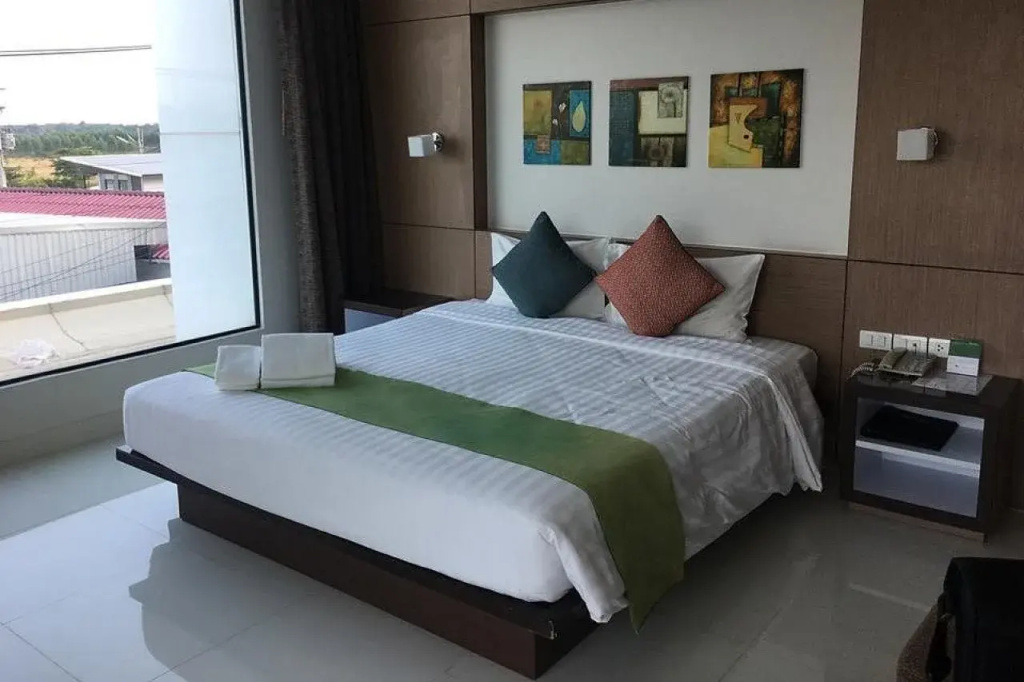 The One Hotel