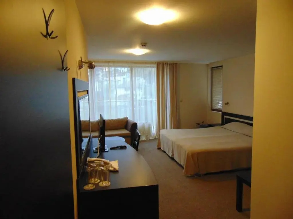 Meteor Family Hotel